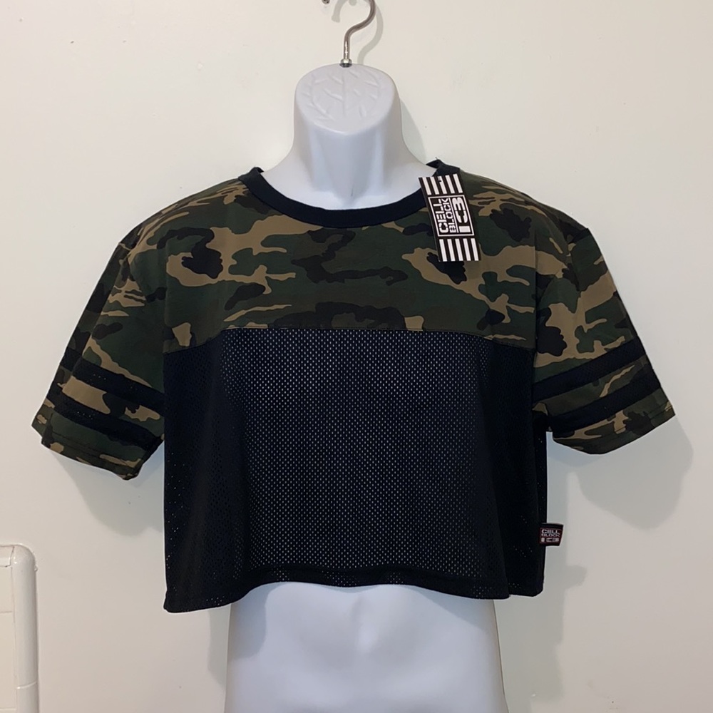 🖤BNWT Men’s Cell Block 13 Camo Mesh Crop Top🖤 - Picture 2 of 10